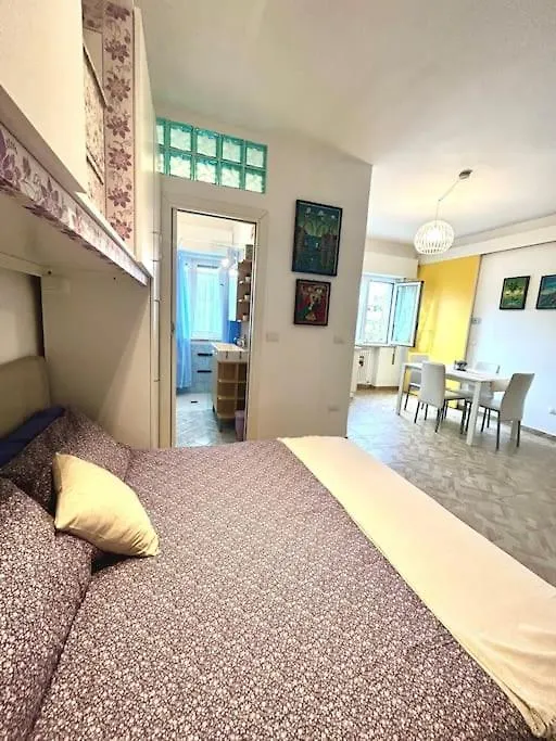 Apartment Dalla Sandra In Viale Ceccarini Riccione