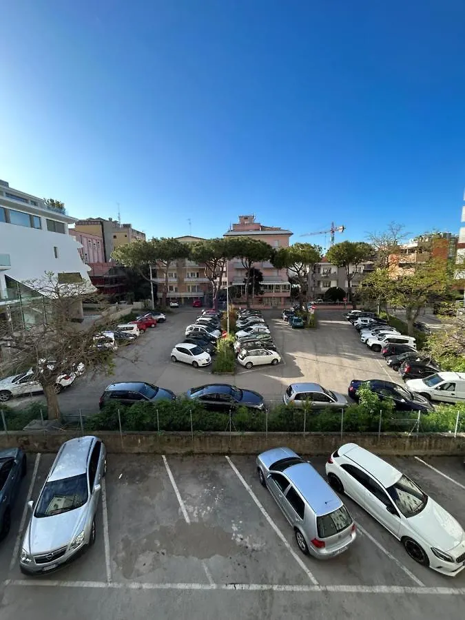 Apartment Dalla Sandra In Viale Ceccarini Riccione Italy
